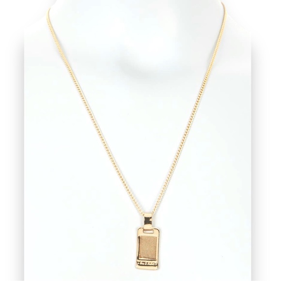 True Religion Dog Tag Gold Tone Necklace! - Picture 3 of 5